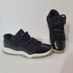 Jordan 11 Retro Low PS 1.5y Black Varsity Royal White Kids Sneakers FV5116-004.